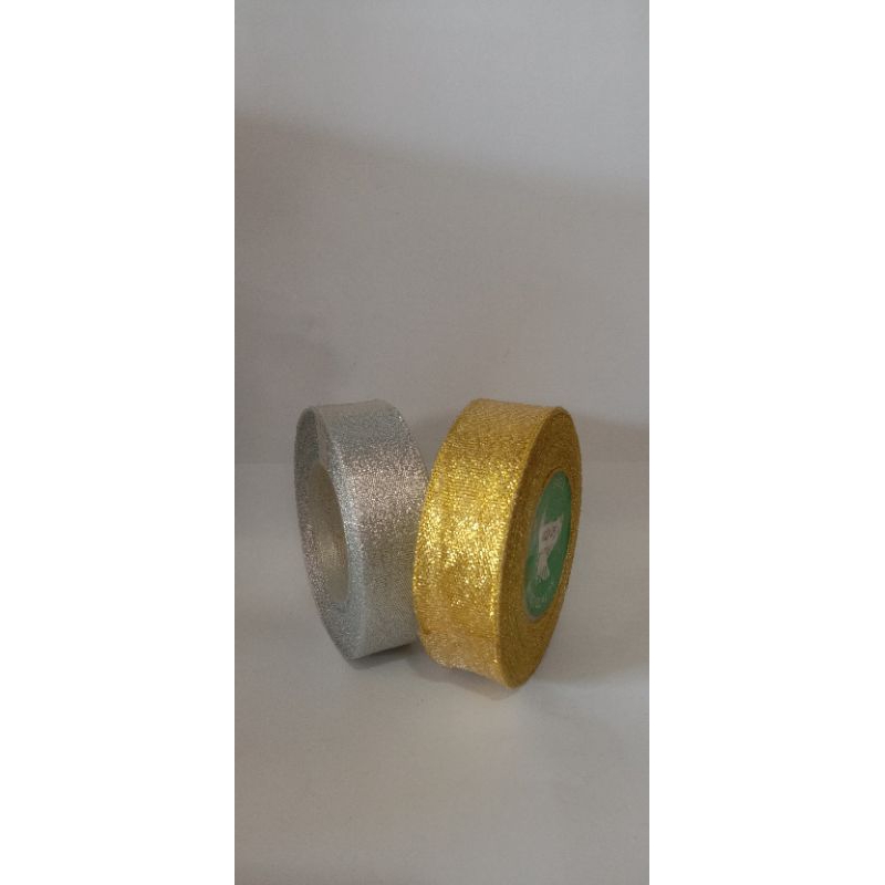 

PITA GLOD DAN SILVER UKURAN 3CM