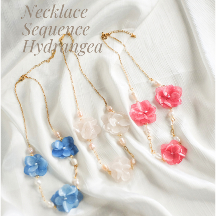 Kalung dari Bunga Hydrangea Asli | Necklace Sequence Hydrangea | Aksesoris | Perhiasan | Hadiah