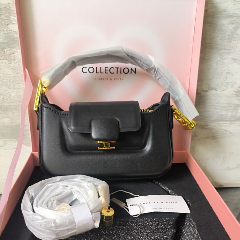 Koa Bag Push Handle CK Black Color