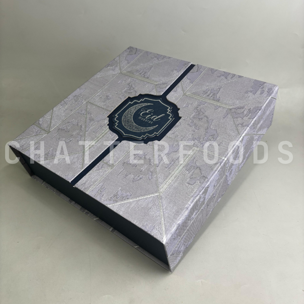 

Box Lebaran 4 Toples 500Gr Full Wallpaper Biru/ Box Kue Kering 4 Toples 30x30cm