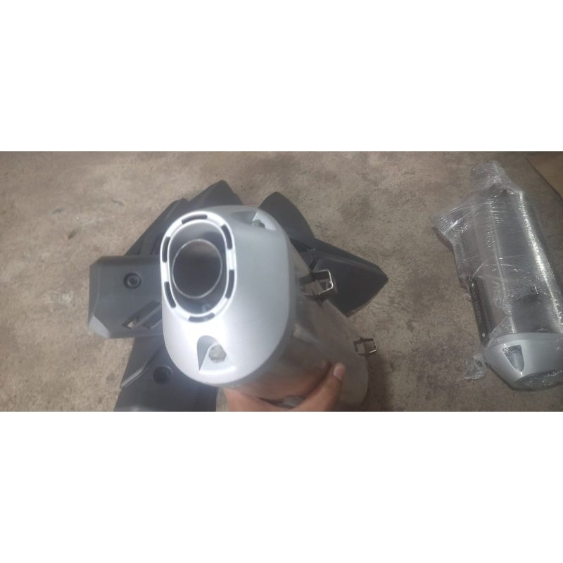 KENALPOT PCX DAN VARIO 160
