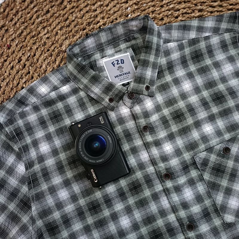 F2D Black Brown Kemeja Flanel Premium Best Seller / flanel/hem pria/ flanel pria/ kemeja flanel/ eig