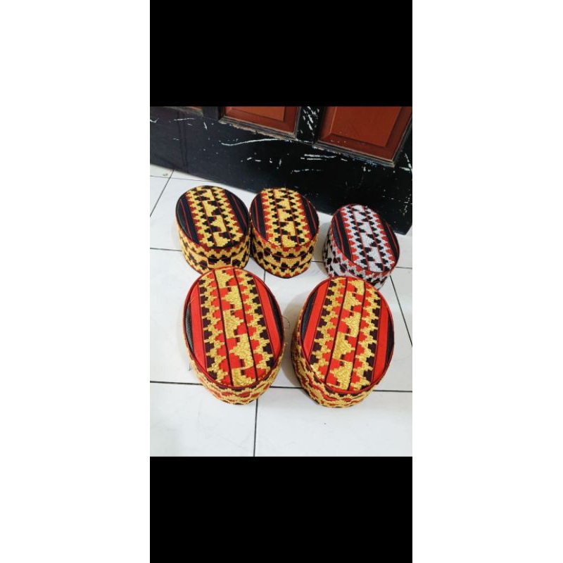 peci tenun tapis lampung