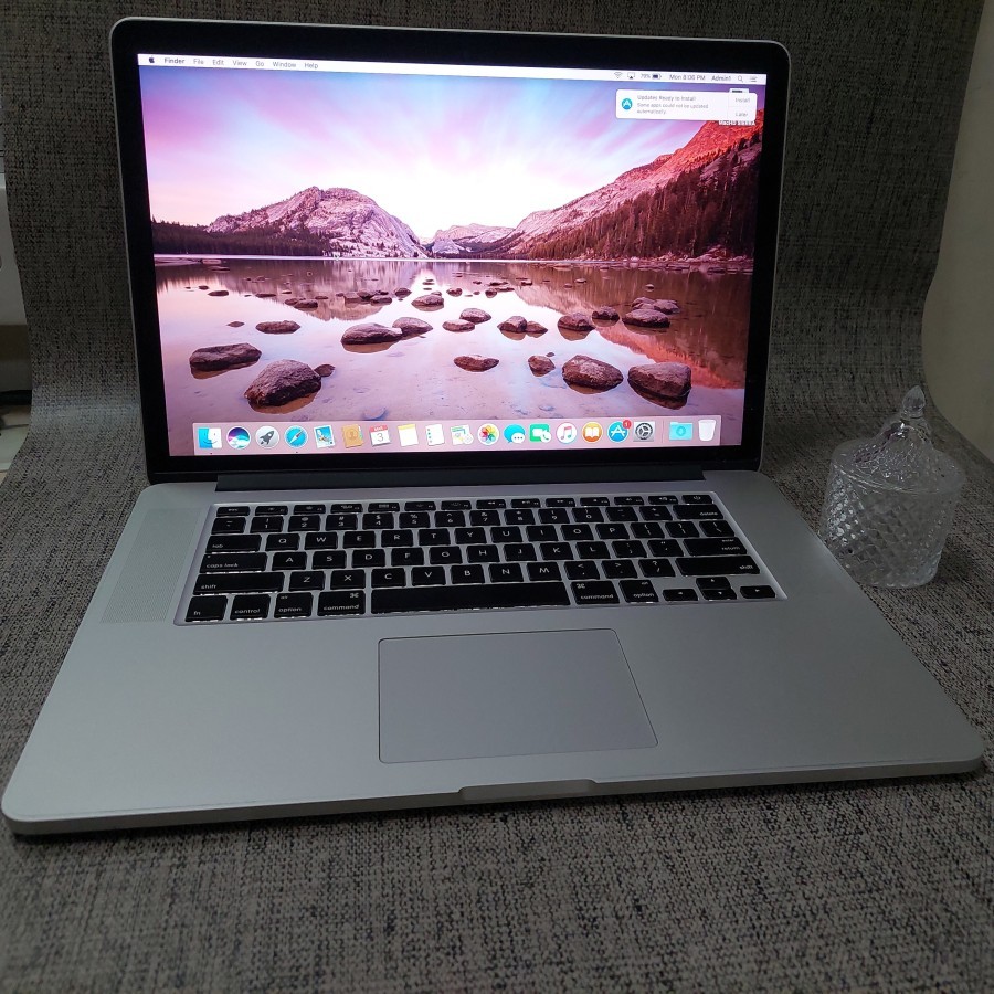 MacBook Pro Retina 15 inch 2013 i7-8GB-Nvidia GT650 - 256 gb