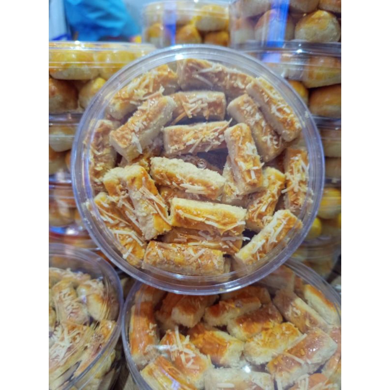 

*KUE KASTENGEL KEJU GURIH RENYAR MURAH