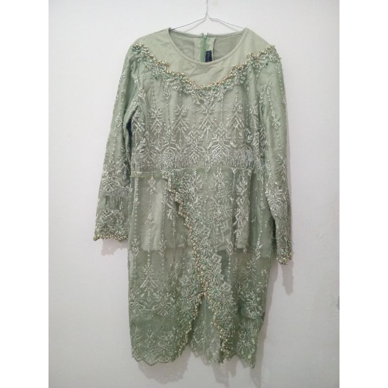 [PRELOVED] KEBAYA (full payet)