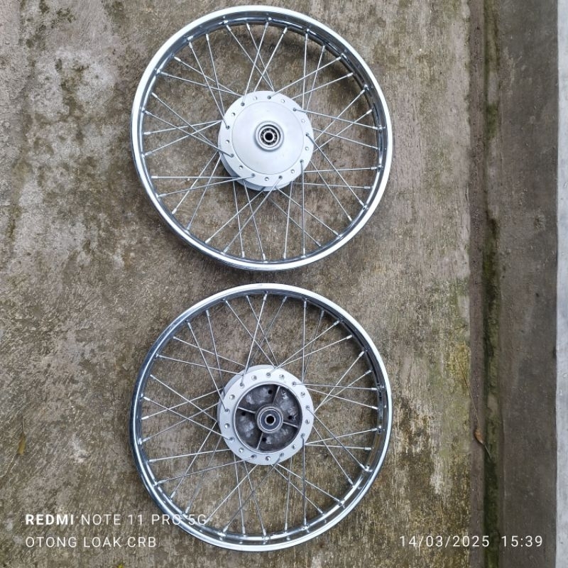 Velg Depan Belakang Honda Astrea Grand / Legenda / Astrea Prima