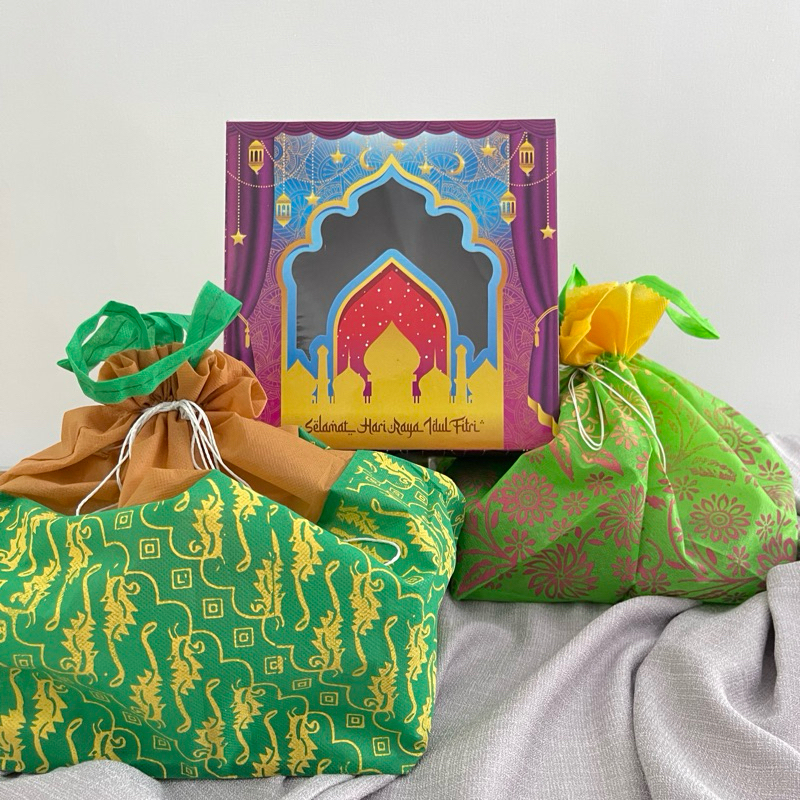 

Box hampers Lapis / Tas Hampers lapis / Box idul fitri / Box Lebaran / tas Hampers Idul Fitri / tas hampers lebaran