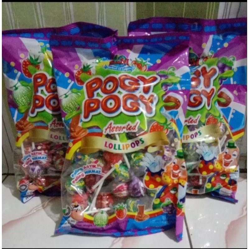 

Lollipop aneka fruit, enak dan nikmat sangat disukai anak-anak maupun dewasa, isi 50pcs/bag
