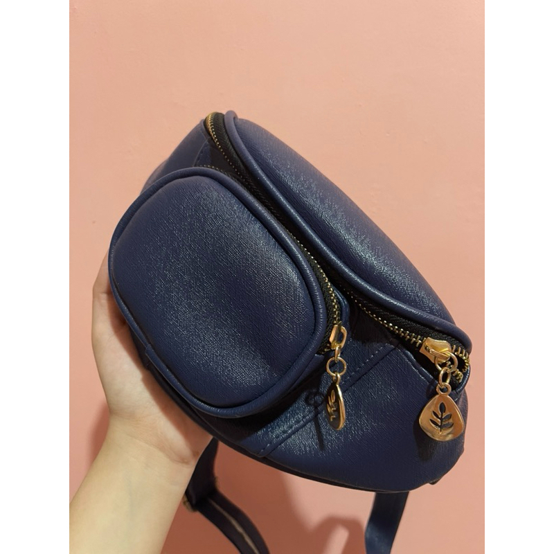 preloved Tas Depan tas dada