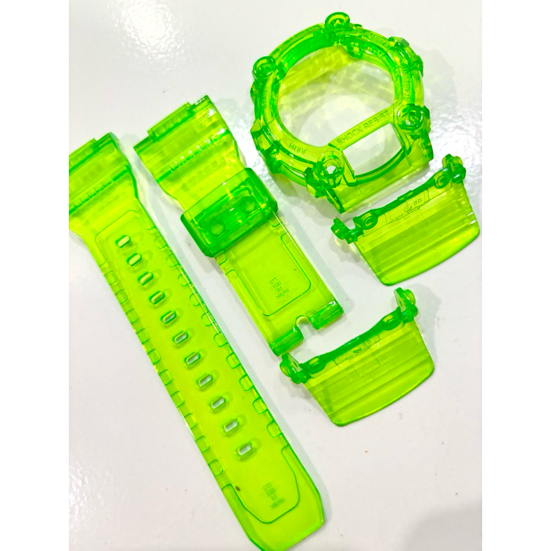 BnB G 7900 yellowish green / limegreen