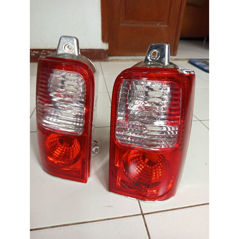 stop lampu belakang kijang kapsul