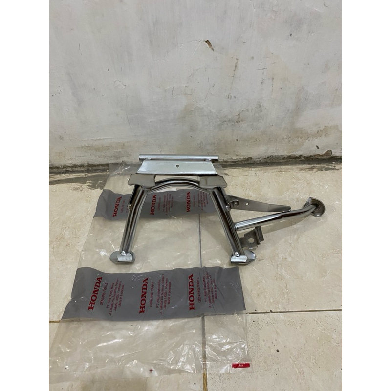 standar tengah VARIO 125 old/new  vario 150 old/new vario 125/150 old/new ring 14 chrome