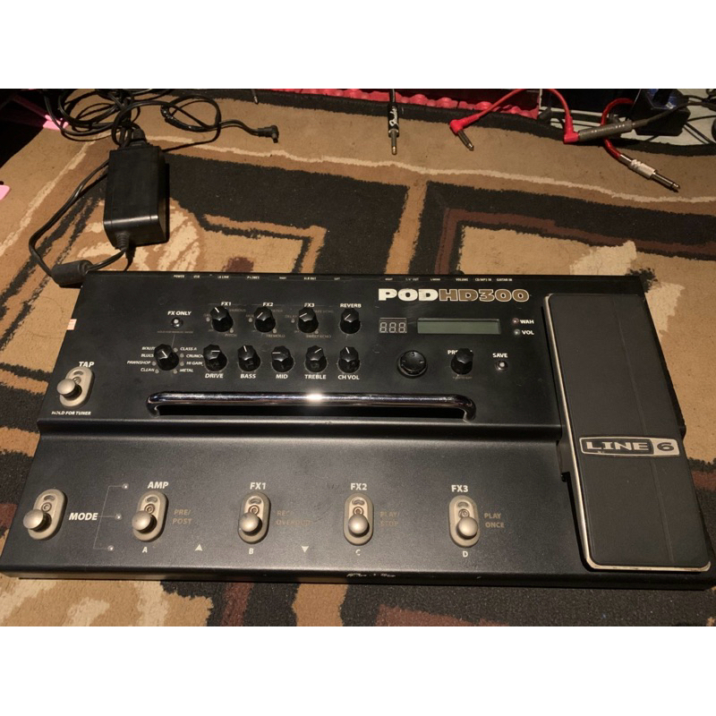 Line 6 POD HD300 Guitar Multieffects
