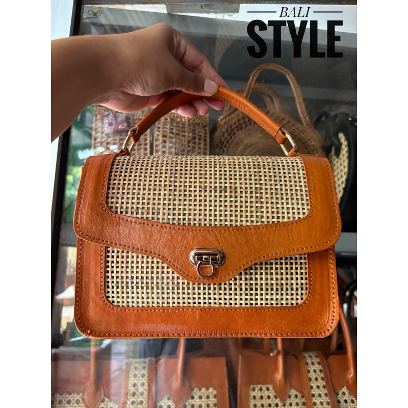 TAS WANITA | TAS ANYAMAN ROTAN | TAS ROTAN BALI | TAS HANDMADE BALI