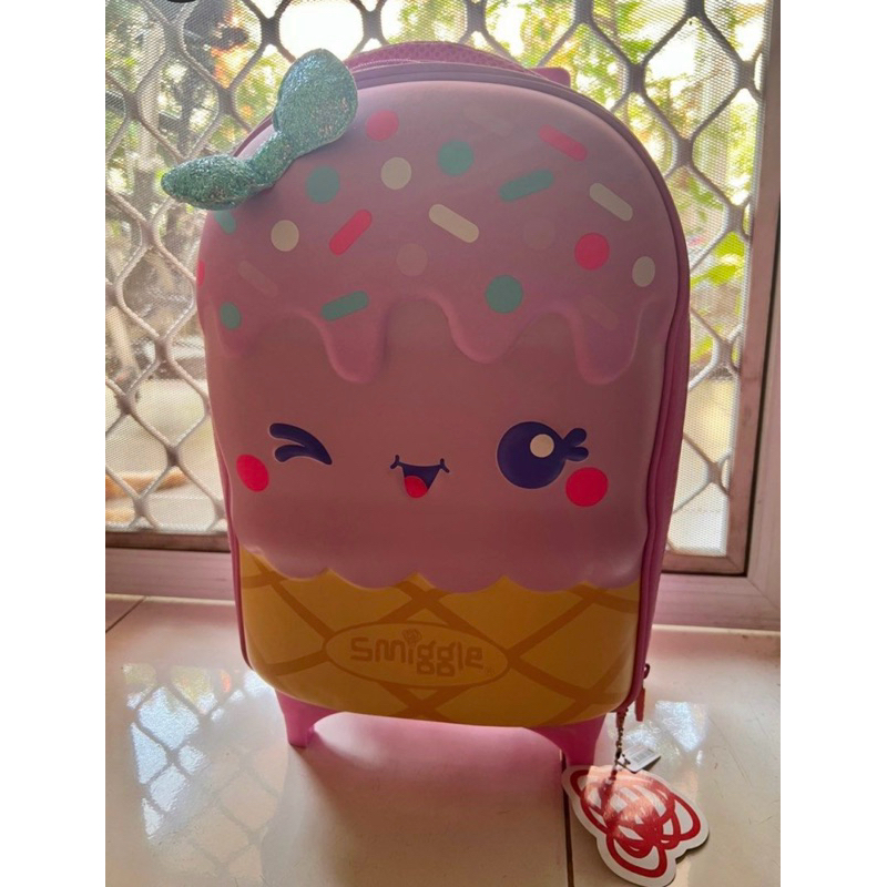smiggle trolley