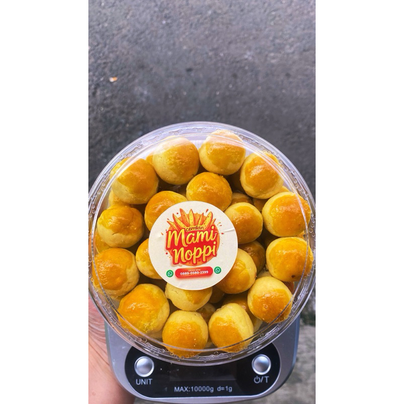 

NASTAR WISMAN WIJSMAN (LARGE) KUE LEBARAN 500gr