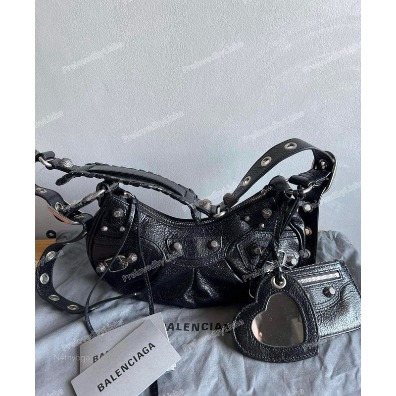 Preloved balenciaga le cagole original preloved balenciaga cagole