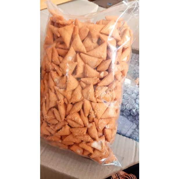 

KUE PANG PANG SEGITIGA MANIS ENAK GURUH