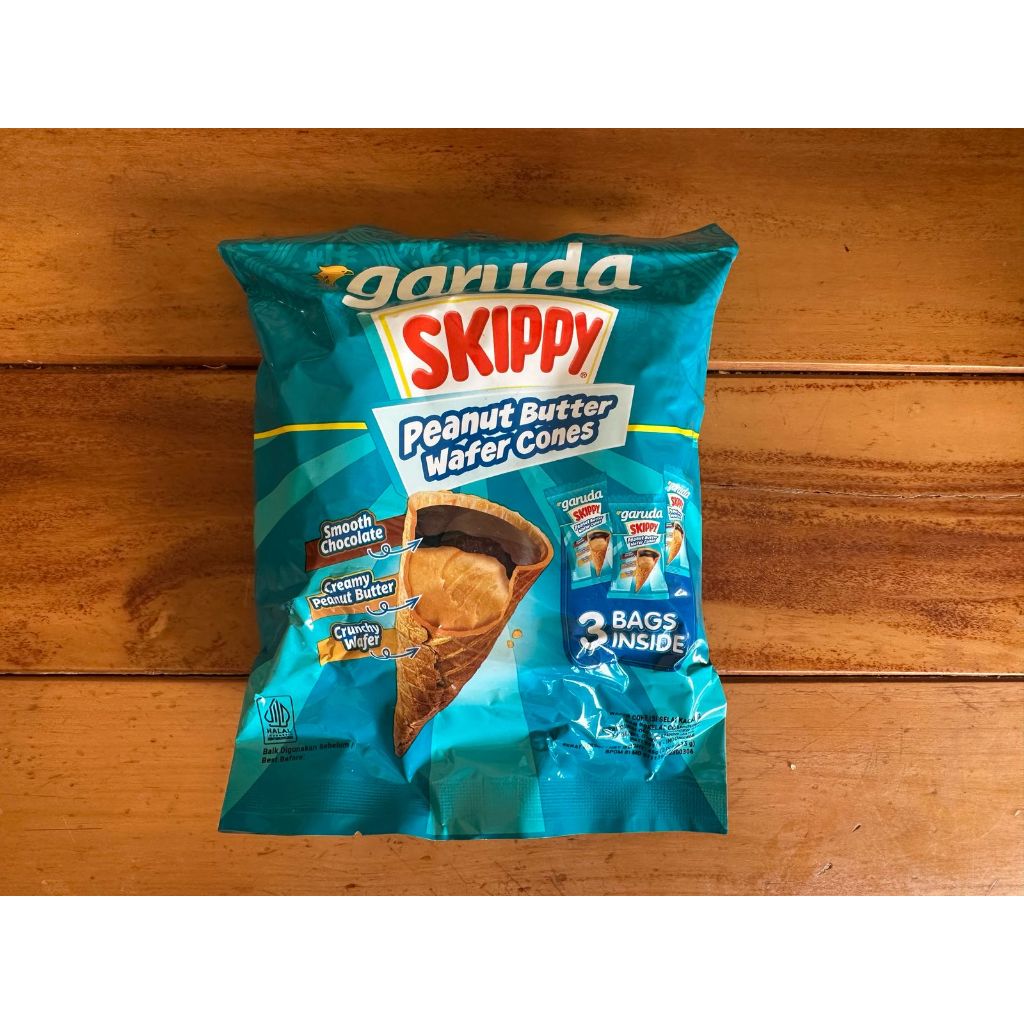 

Garuda SKIPPY Peanut Butter Chocolate Wafer CONE Kemasan 45 gram