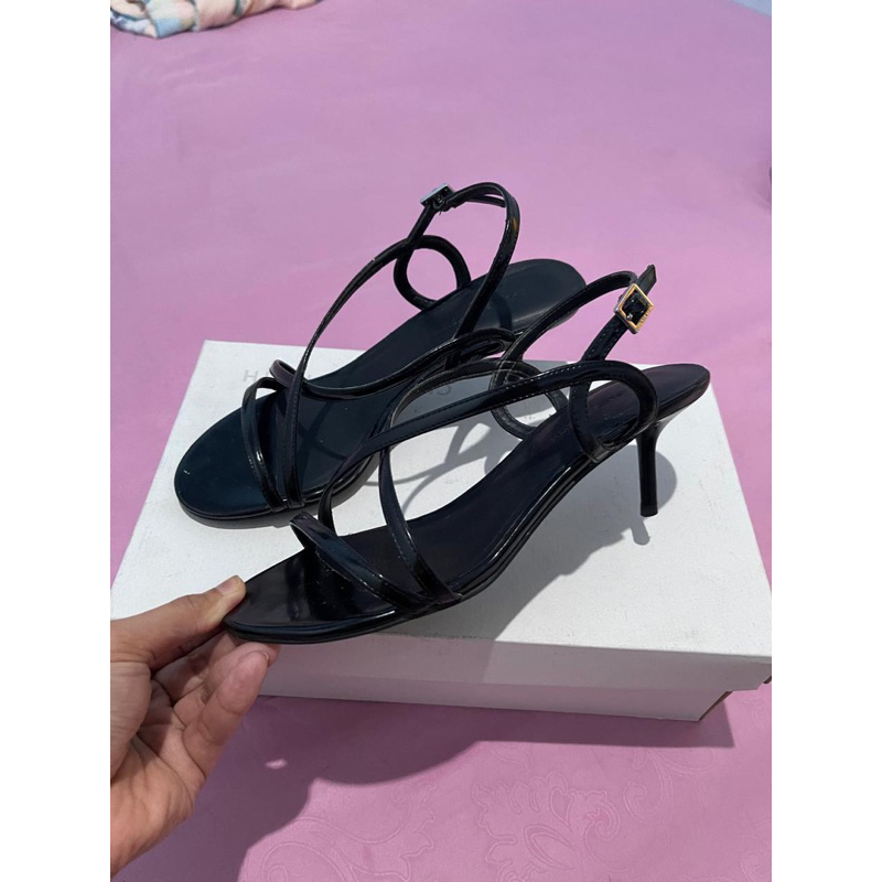 Preloved Heels Charles & Keith size 36 Original