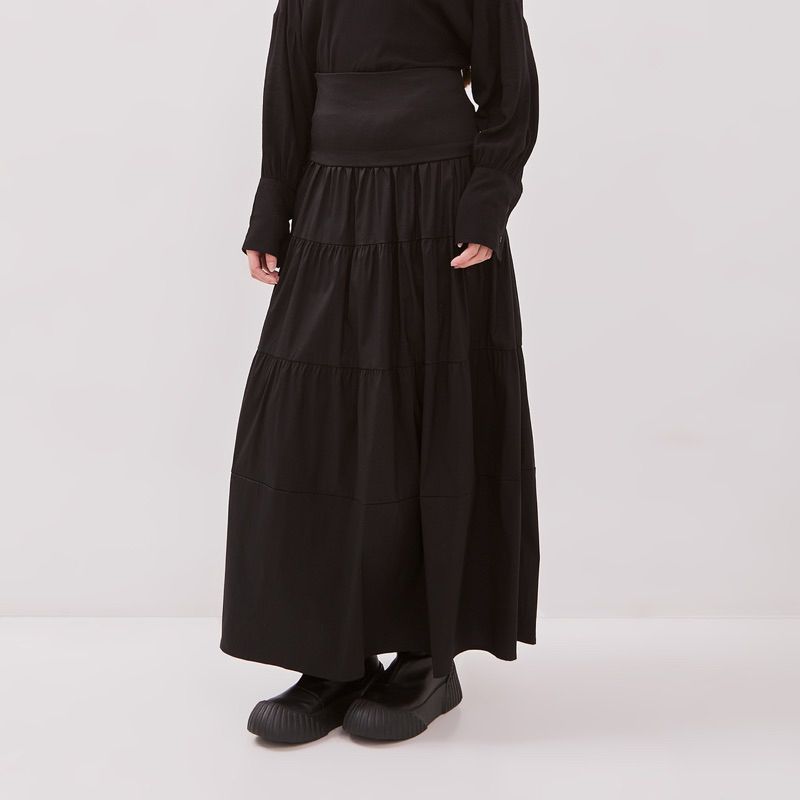 TIERED MAXI SKIRT BLACK