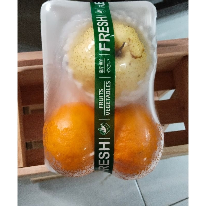 

pear sweet+jeruk wogan