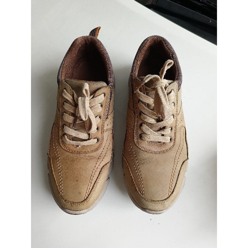 preloved sneakers Jim joker pria