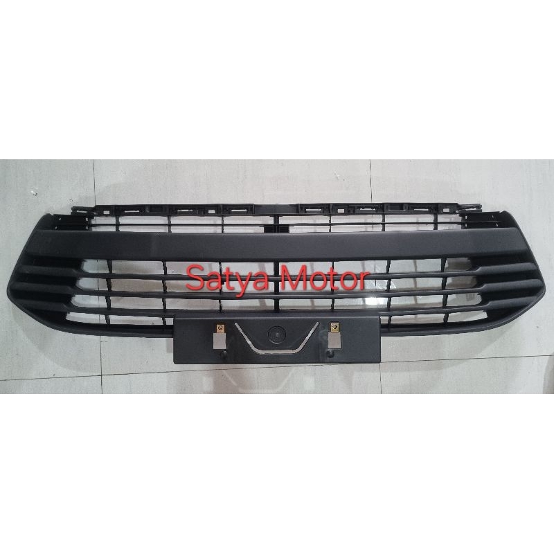 Grill Bumper Innova Reborn 2016 2017 2018 2019
