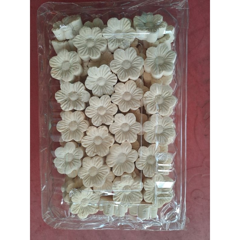 

KUE LEBARAN SAGU