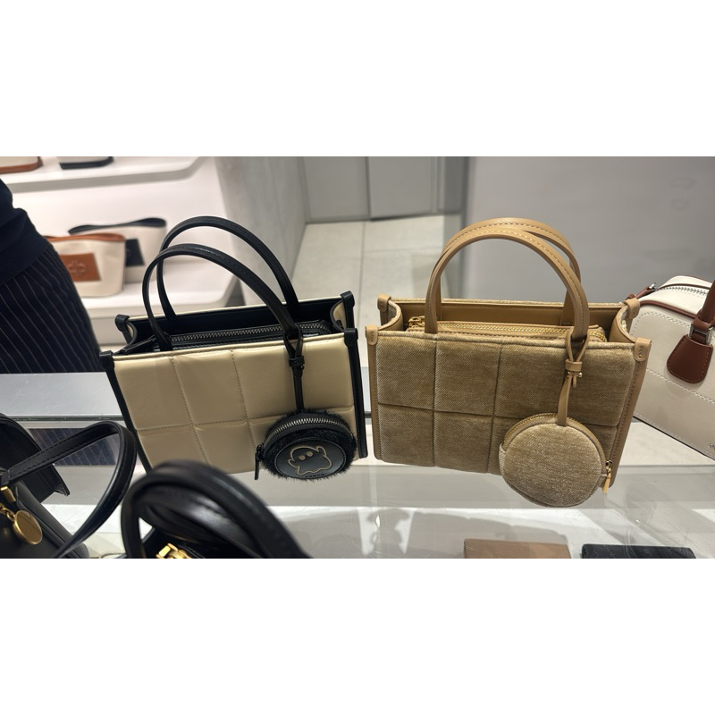 tas pedro cream hitam dan cream