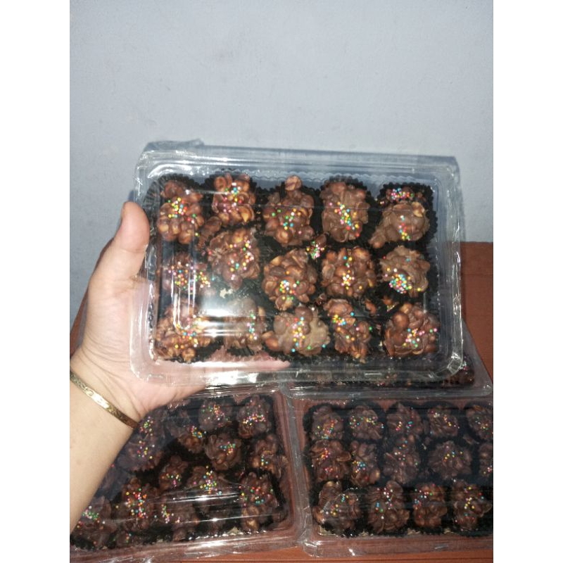 

Choklat Kacang Premium