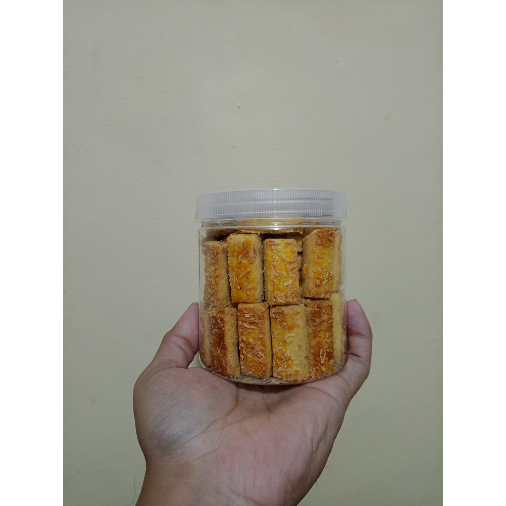 

Kue Lebaran - Kue Kastengel 350 Gram