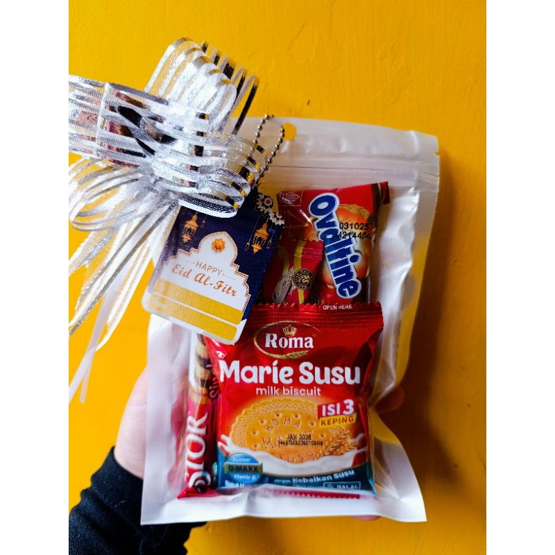 

Hampers Mini Snack Idul Fitri - Dengan Hang Tag