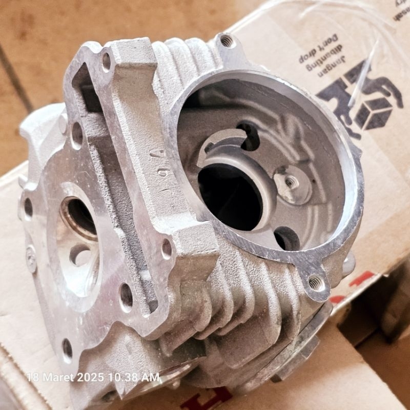 Cylinder head Nouvo . 5LW-E1102-10