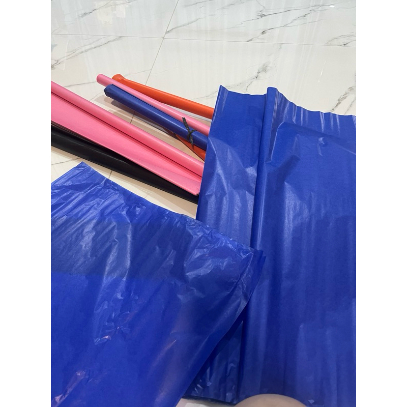 

Kertas minyak, kertas layang, kertas kue