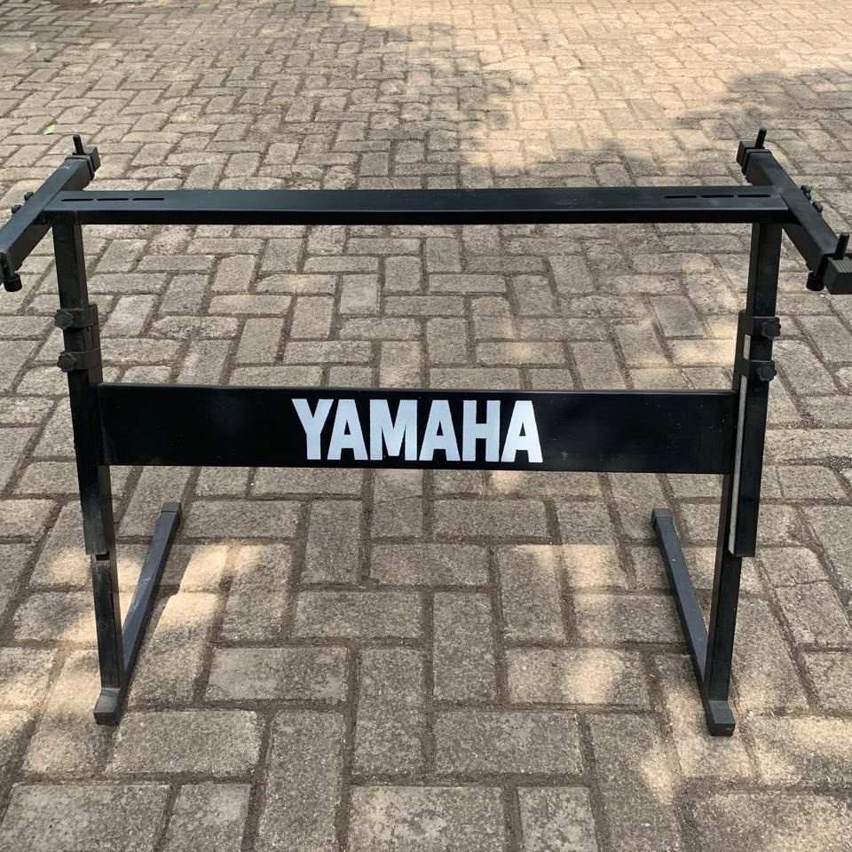 Stand Keyboard Yamaha Universal