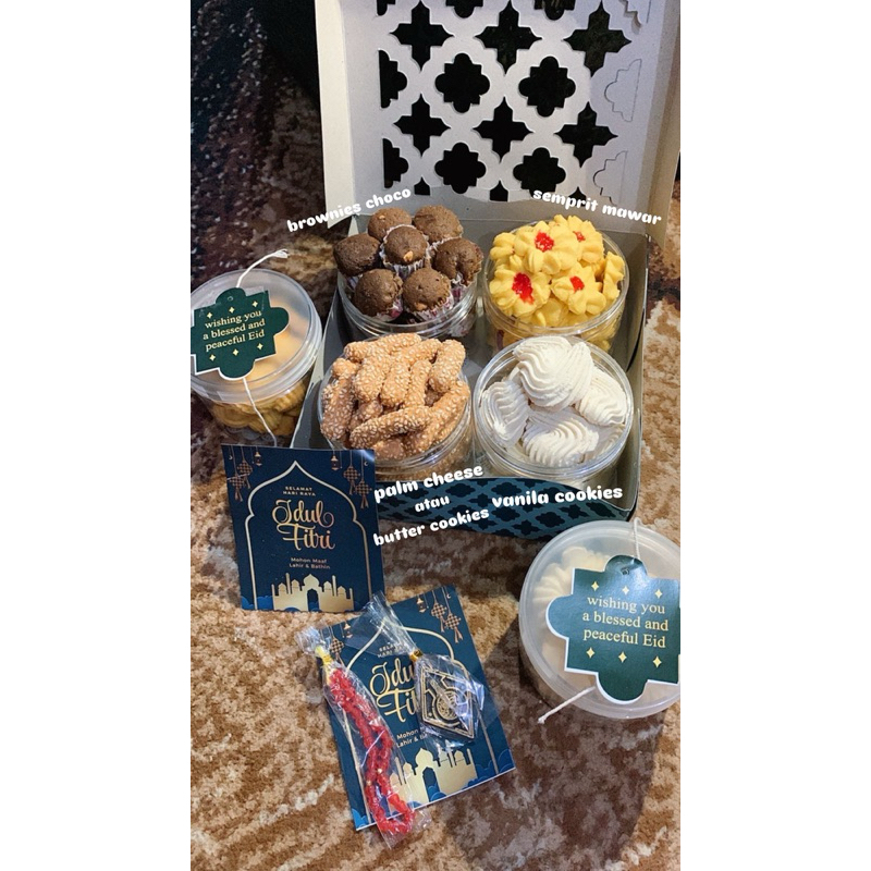 

HAMPERS KUE/HAMPERS COOKIES/HAMPERS MURAH
