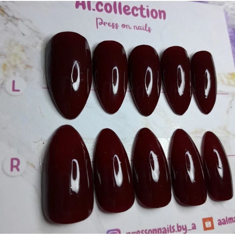 Kuku palsu / press on nails maroon polos