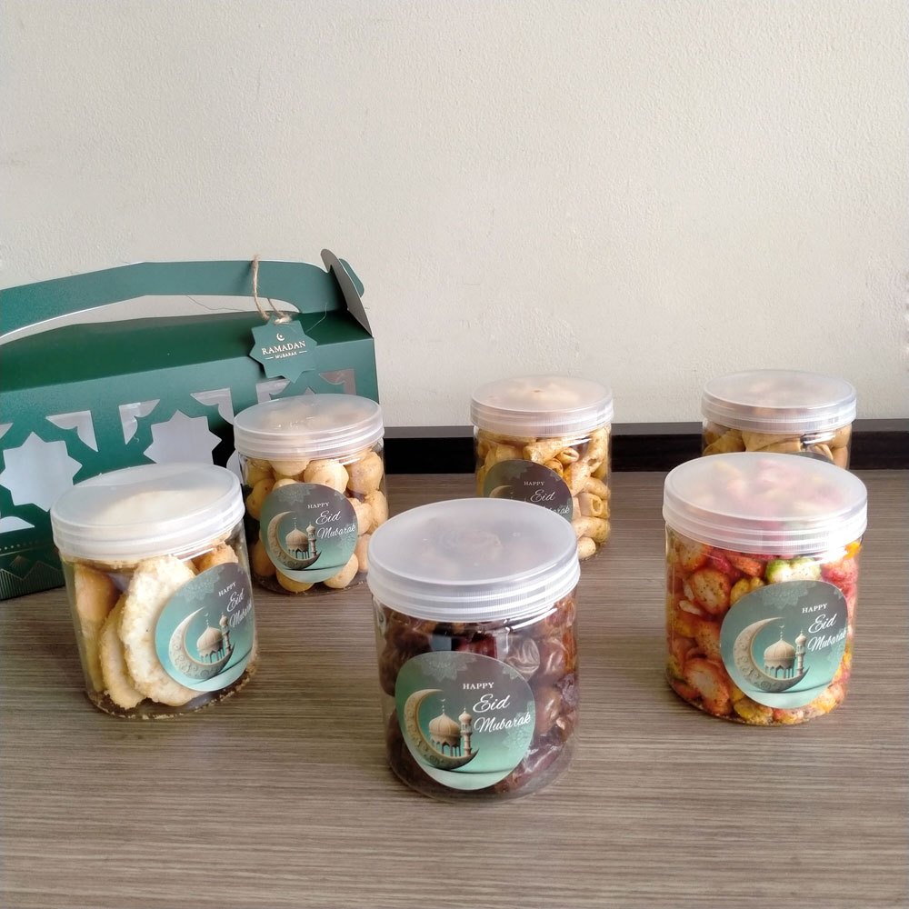 

Cemilan Snack Dalam Toples Sus Kering Bagelen Keju Snack Gurih Makaroni Keripik Kancing Basreng dll