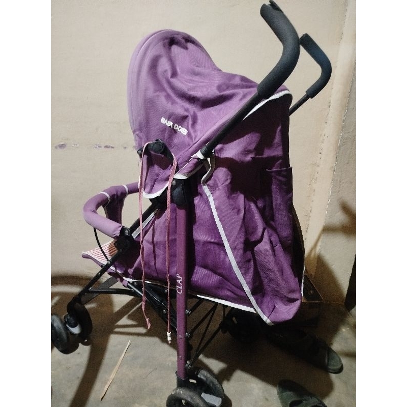 Baby Does Stroler Clap