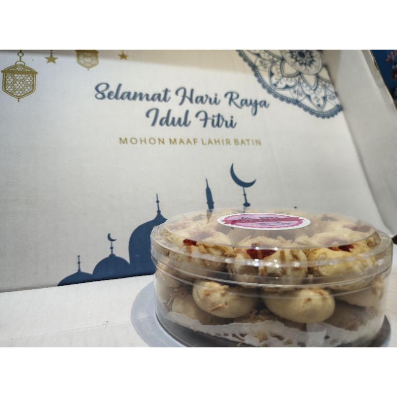 

KUE THUMPRINT STRAWBERY 250 GRAM | KUE KERING HOME MADE | KUE ENAK | PARCEL KUE LEBARAN
