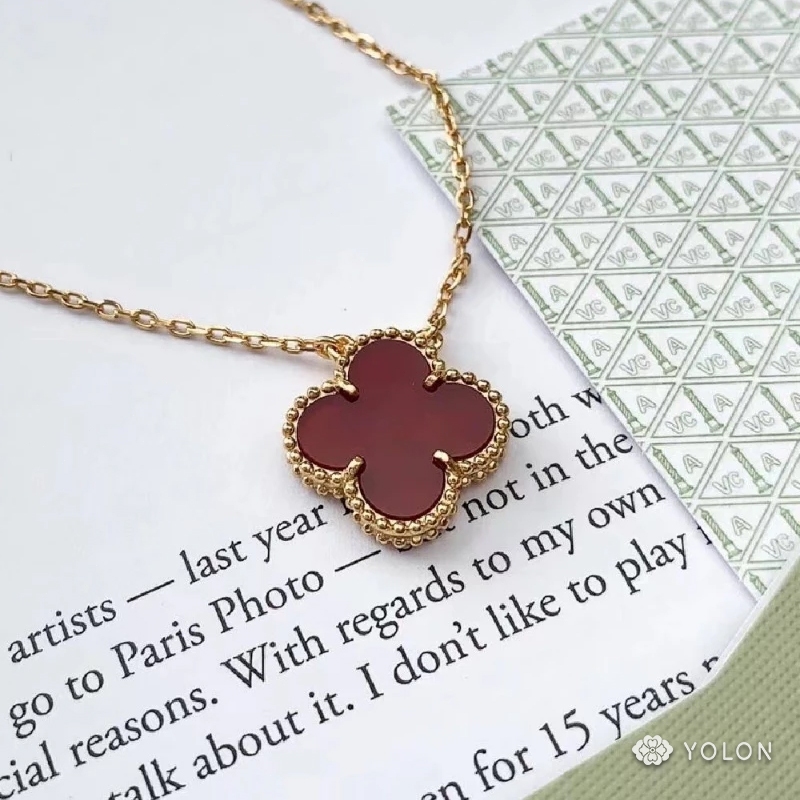 Ay00 100%ORIVan Cleef & Arpels Alhambra Four Leaf Lucky Series Pendant Carnelian Women's Necklace