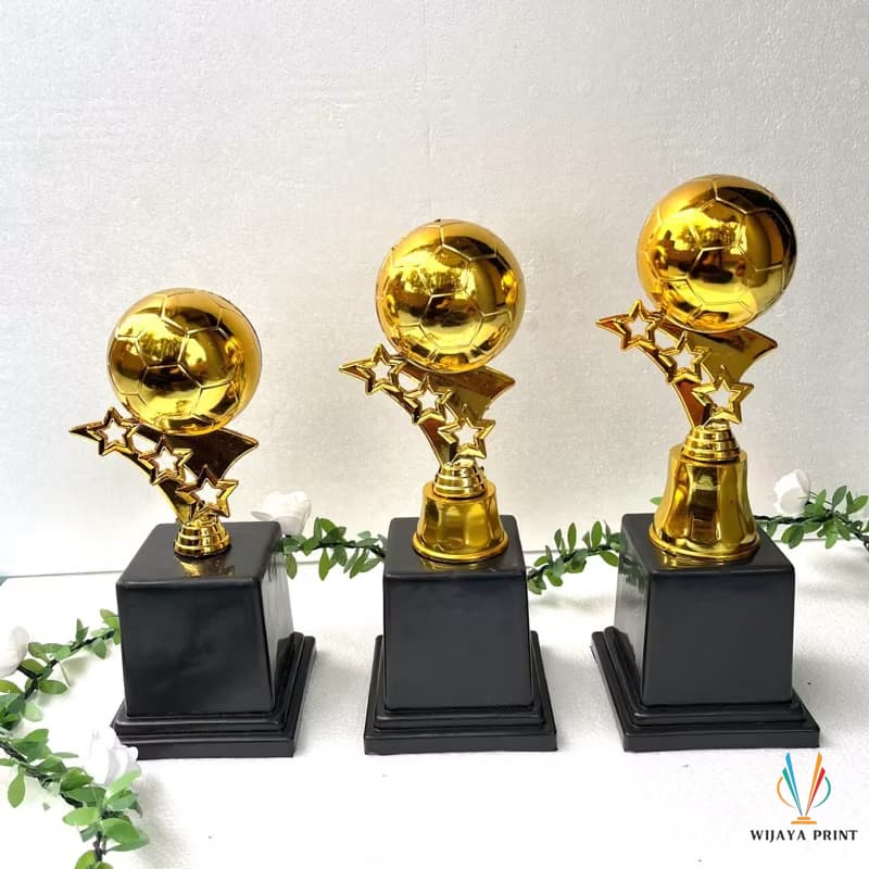 Piala Bola Piala Futsal Piala Best Player Piala Top score Emas