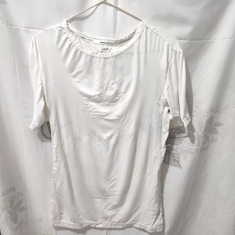 Kaos Sport Cewek Putih Polos