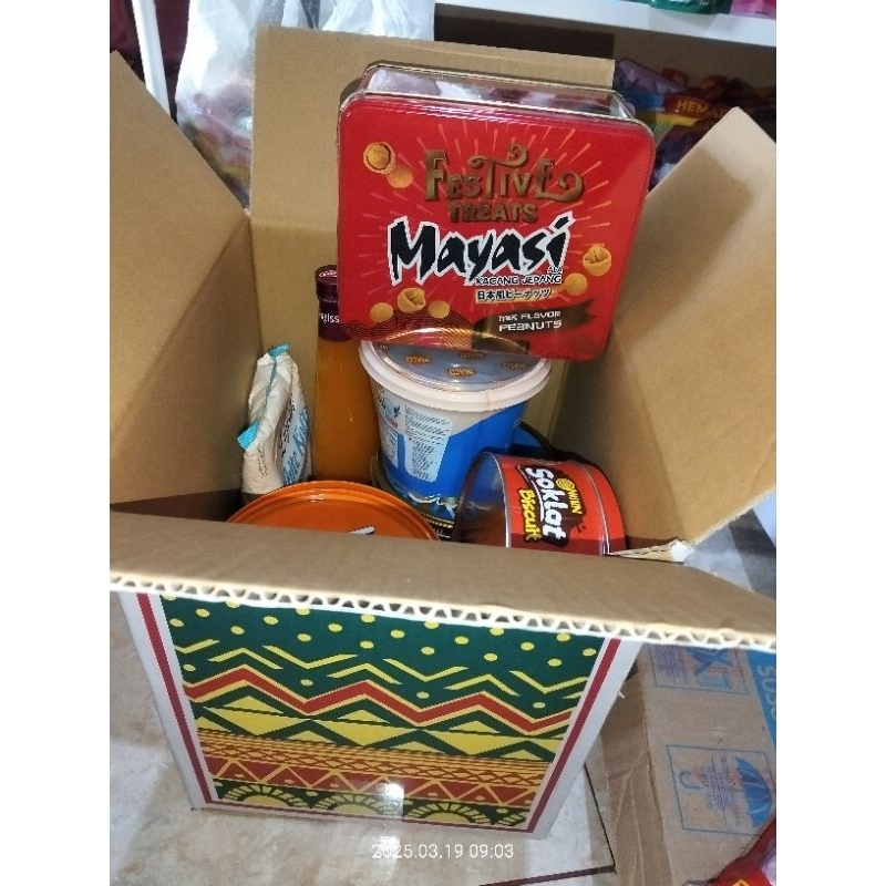 

kardus parcel/hampers (HANYA KARDUS SAJA) 29x25x30cm