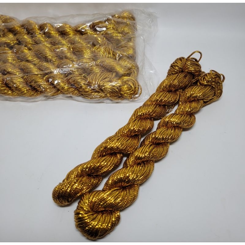 Tali emas souvenir kecil warna emas