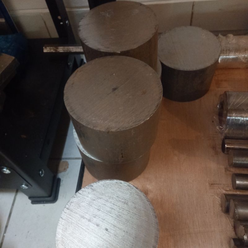 as besi 200 mm x 100 mm as besi diameter 20 cm panjng 10 cm