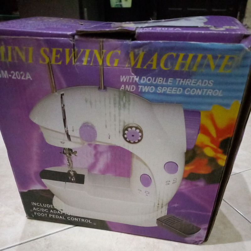 Mini Sewing Machine