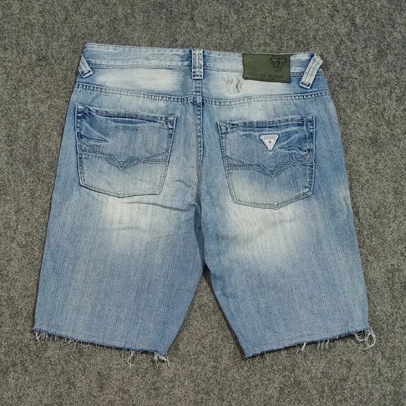 celana Denim pendek jeans pria GUESS size 31 second